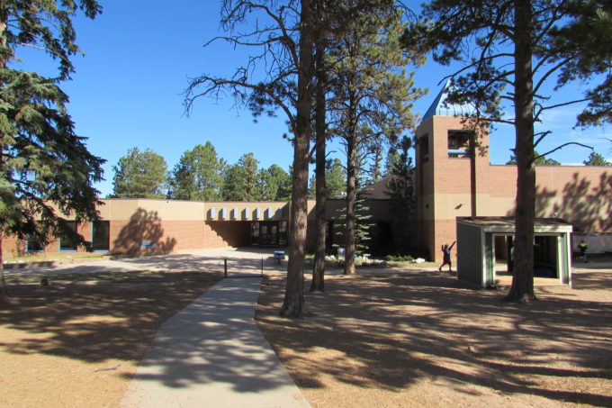 Current picture of Columbine Elementary School building